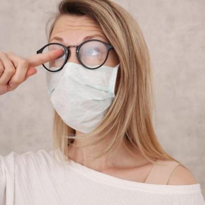 Masque lunettes et buée